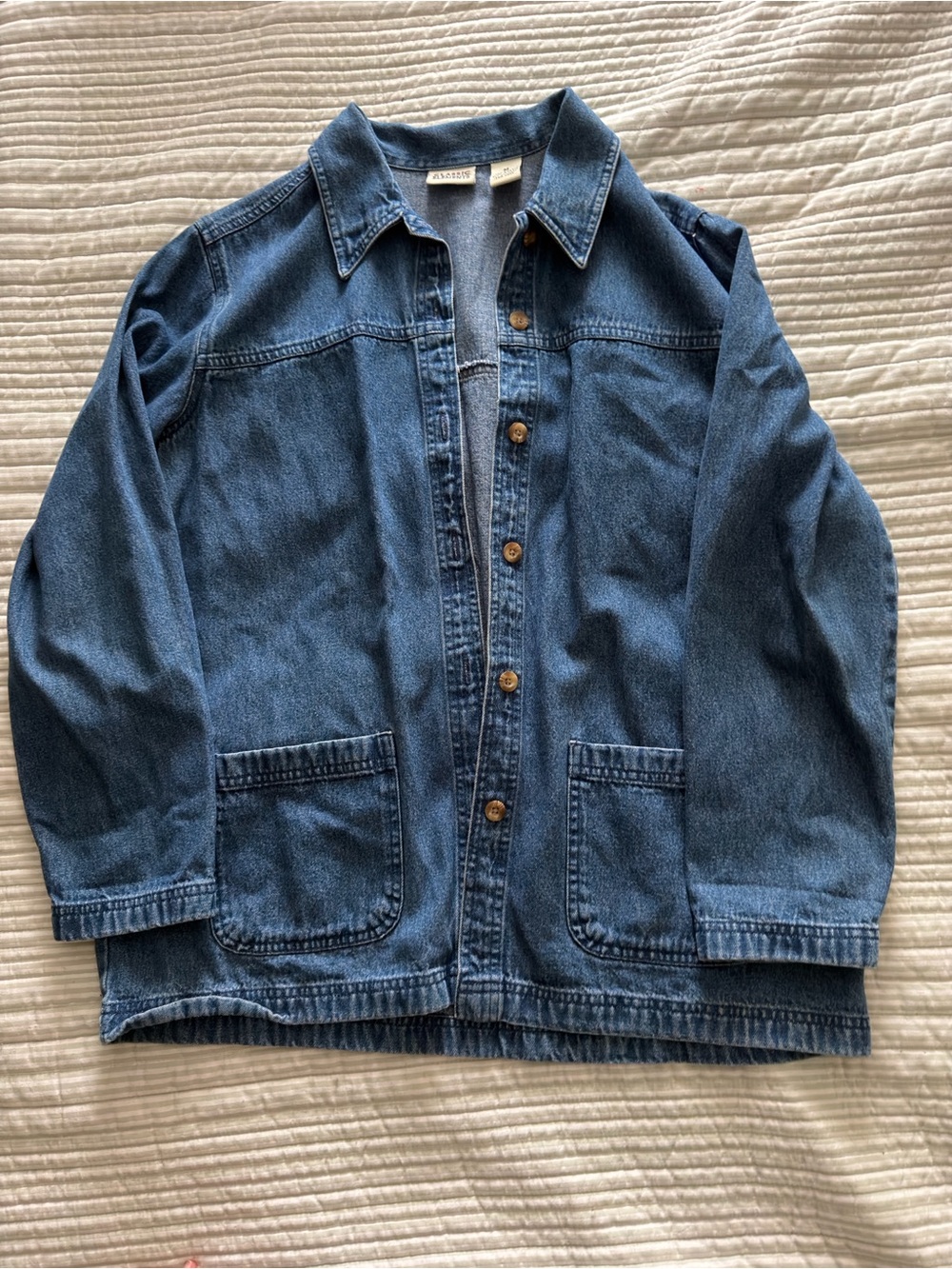 Lightweight denim jacket